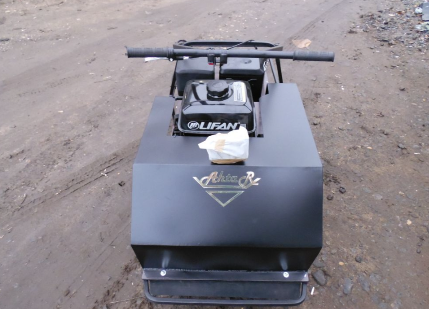 Мотобуксировщик AhtaR Зима 15 л/с с вариатором в Балашихе