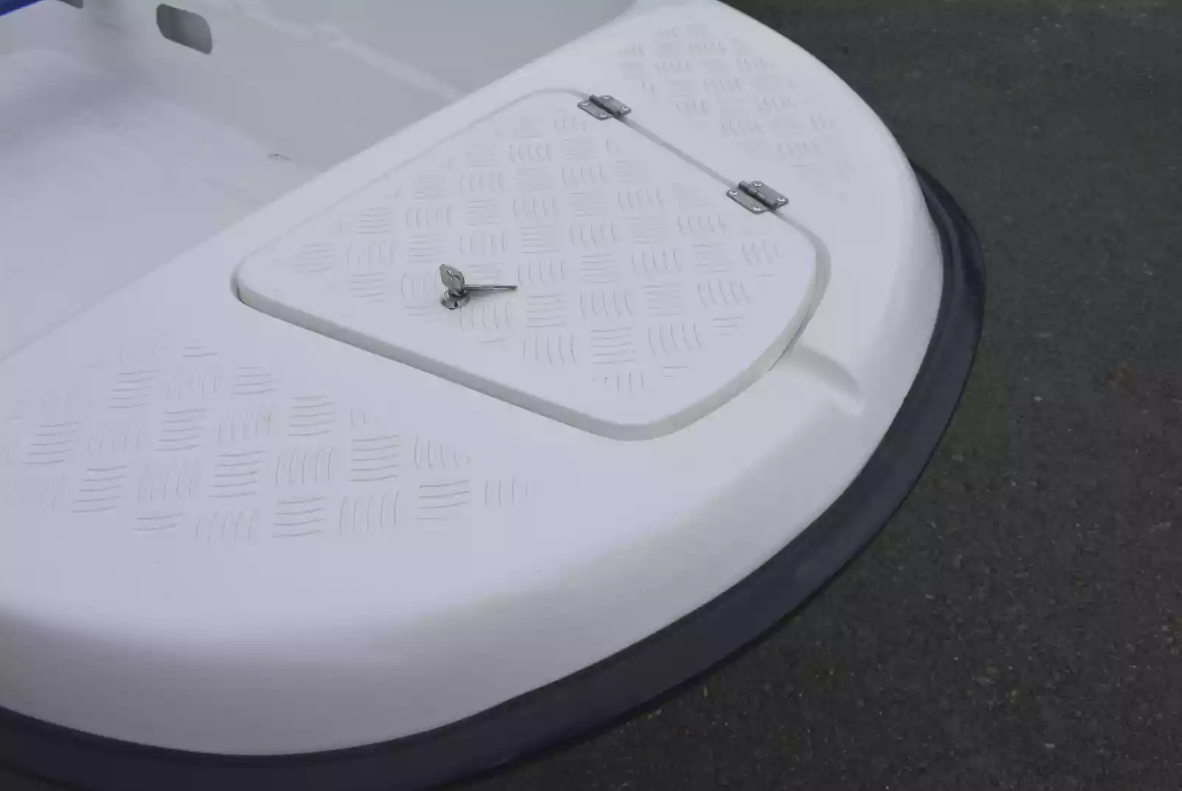 Стеклопластиковая лодка Пингвин New (тримаран) в Балашихе