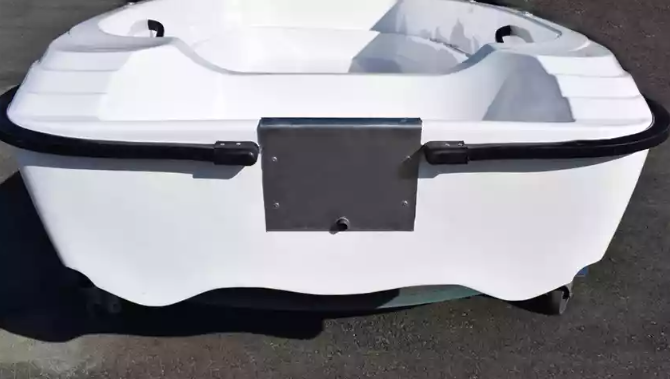 Стеклопластиковая лодка Пингвин (тримаран) в Балашихе