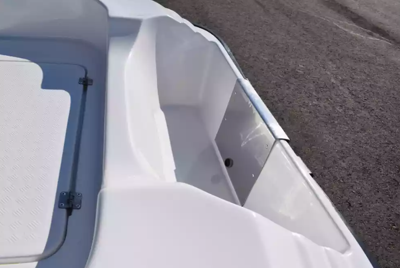 Стеклопластиковая лодка Пингвин (тримаран) в Балашихе