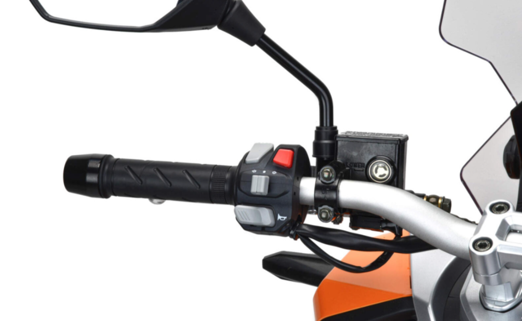 Скутер MOTOLAND (МОТОЛЕНД) T-MAX 150 в Балашихе