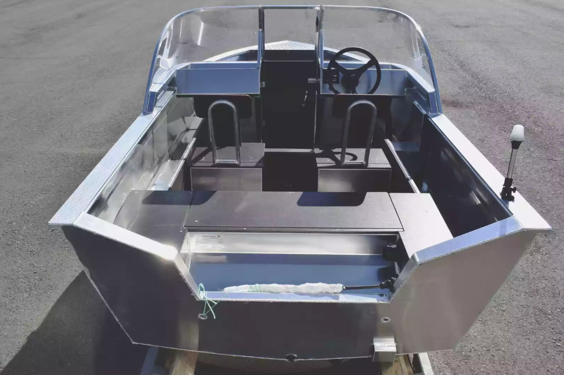 Алюминиевая лодка  Неман-400 DCM в Балашихе