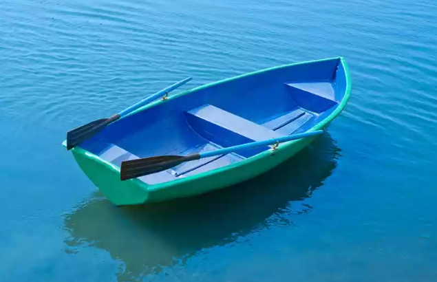 Стеклопластиковая лодка Дельфин в Балашихе