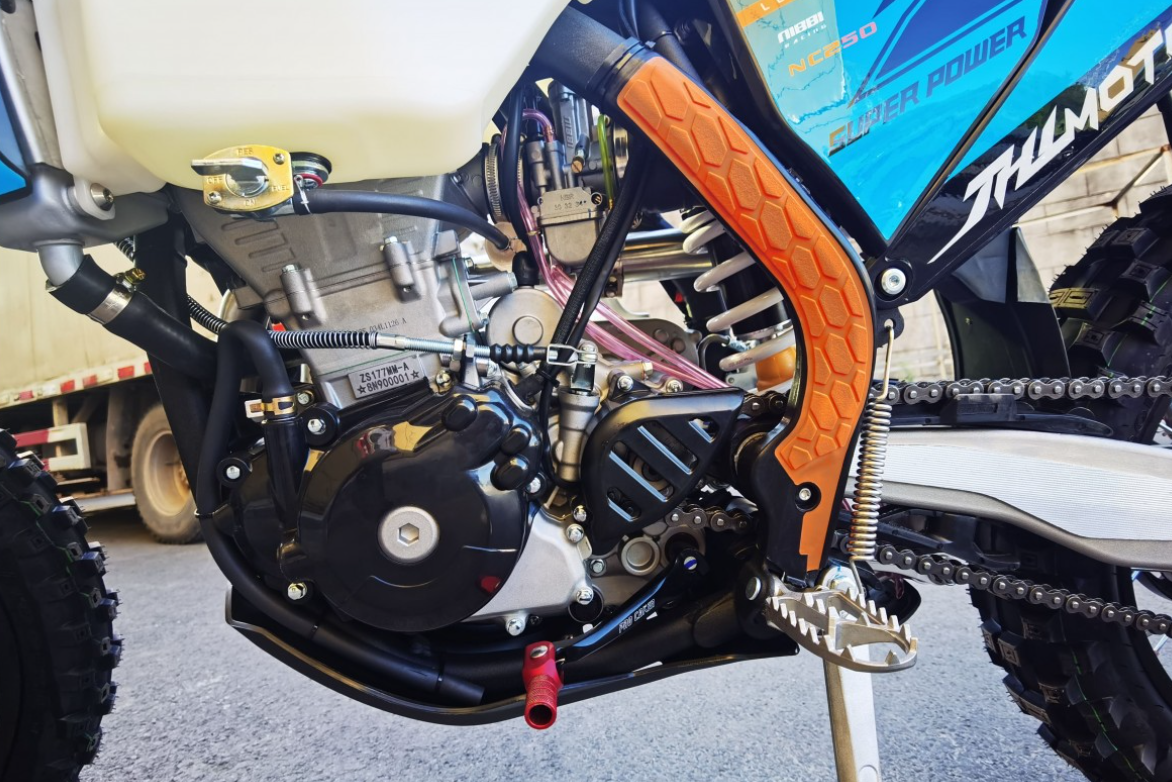 Мотоцикл JHLMOTO JHL Z7 NC250S (177MM-A) в Балашихе