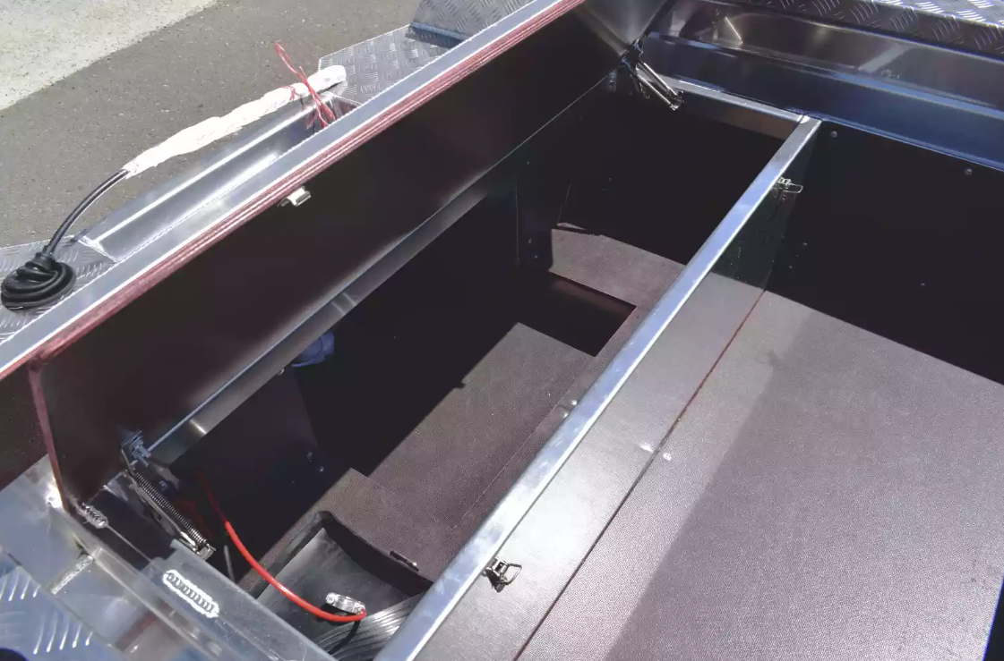 Алюминиевая лодка Wyatboat-390 DCM в Балашихе