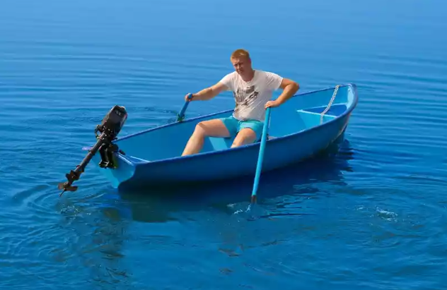 Стеклопластиковая лодка Омуль в Балашихе