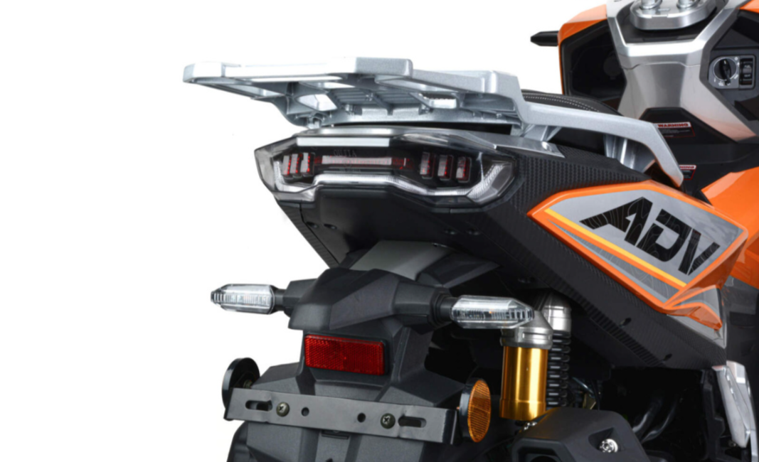 Скутер MOTOLAND (МОТОЛЕНД) T-MAX 150 в Балашихе