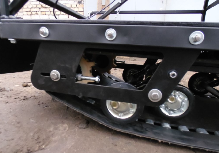 Мотобуксировщик AhtaR Зима 15 л/с с вариатором в Балашихе