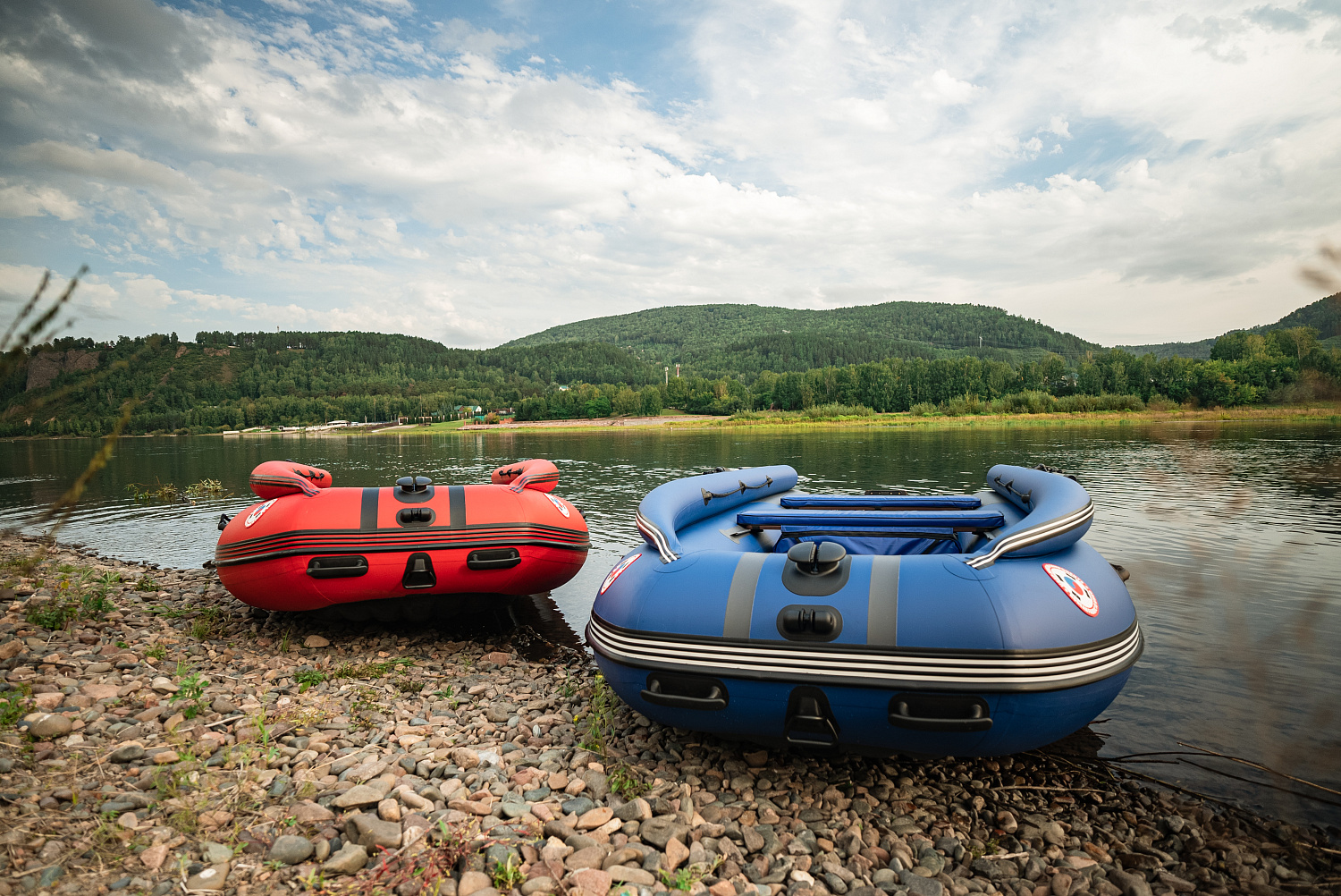 Лодка MISHIMO RIVER FJET PRO 430  под водомет в Балашихе