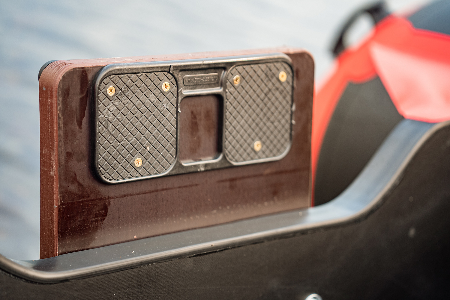 Лодка MISHIMO RIVER FJET PRO 430  под водомет в Балашихе